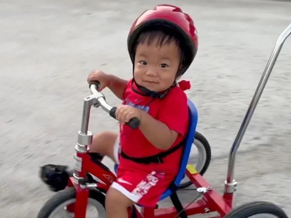 دنیا کی پہلی جین تھراپی نے تین سالہ امریکی بچے کی زندگی بدل دی