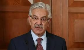 چیف آف ڈیفنس فورسز کے نوٹی فکیشن پر غیر ضروری قیاس آرائیاں کی جا رہی ہیں، وزیر دفاع